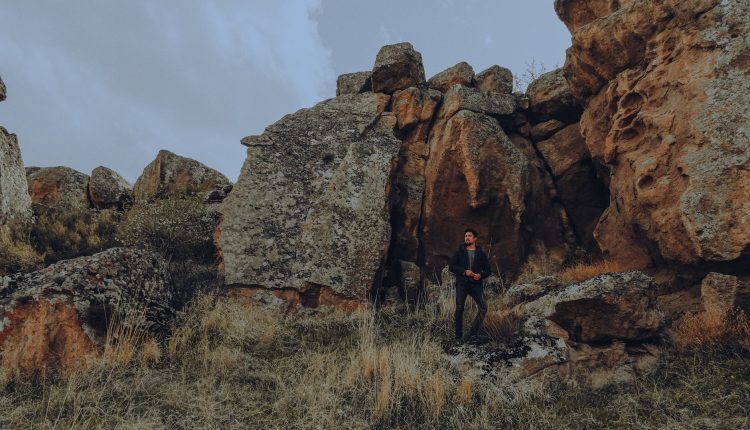 dijital muzik platformlarinda kesfetmeye deger sanatcilar ve albumler